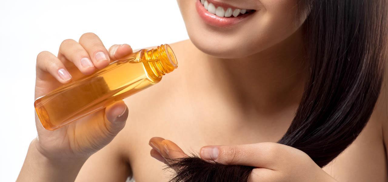 Olej kokosowy na włosy – jak stosować? jakie efekty?