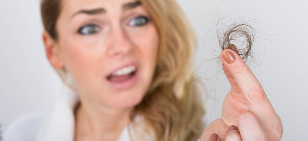 wypadanie włosów po covid19