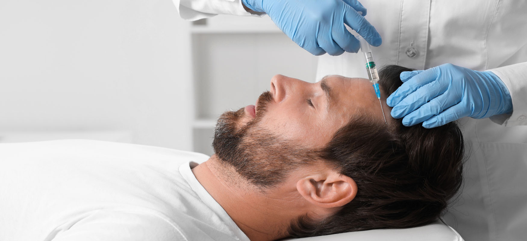 Egzosomy czy PRP – co lepsze na wypadanie włosów?